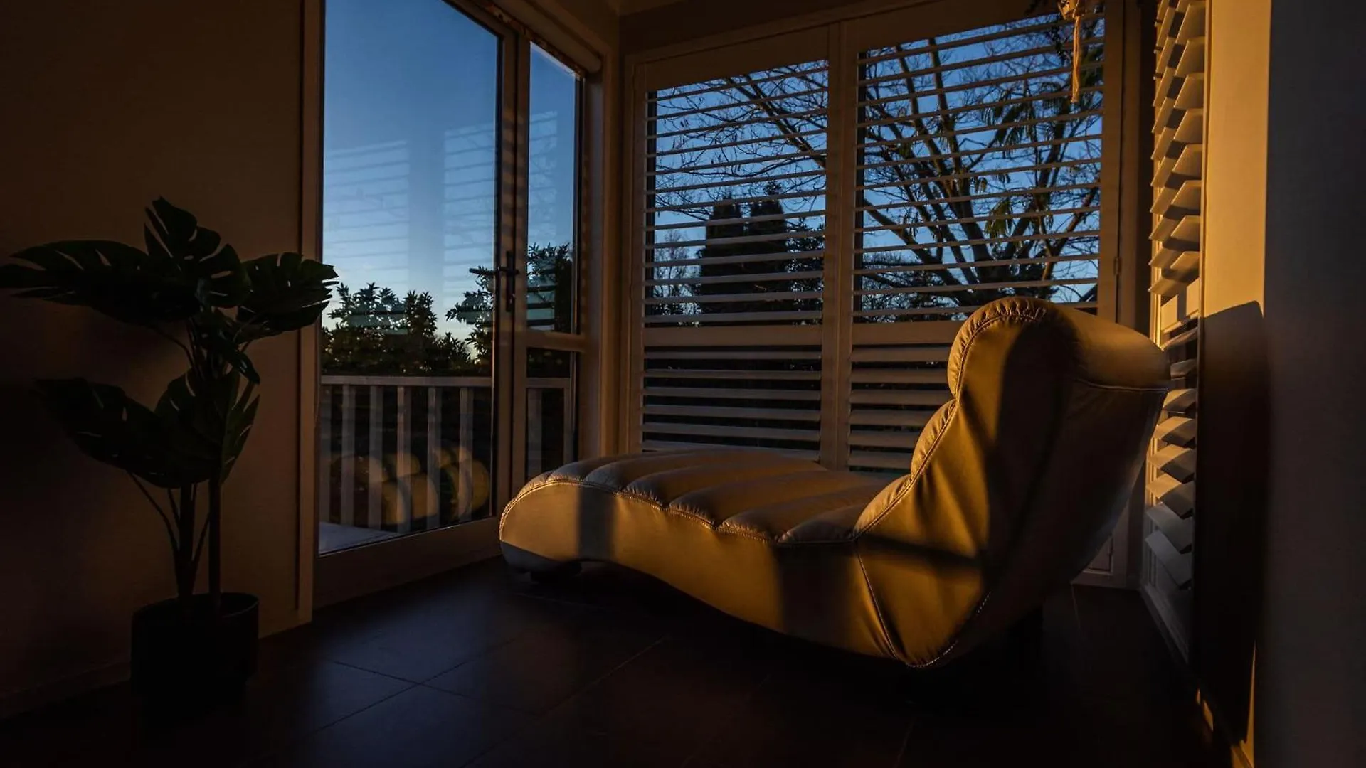 Inn Lewis - Beside The Redwoods With Spa Pool 로토루아